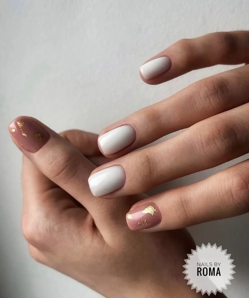 Witte en nude nagels